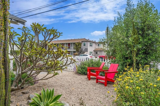 4115 E 10th St, Long Beach, CA 90804 - view of yard