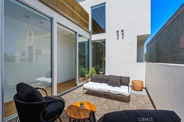 417 Sunset Ave Unit 1.2, Venice, CA 90291 - view of patio / terrace with outdoor lounge area