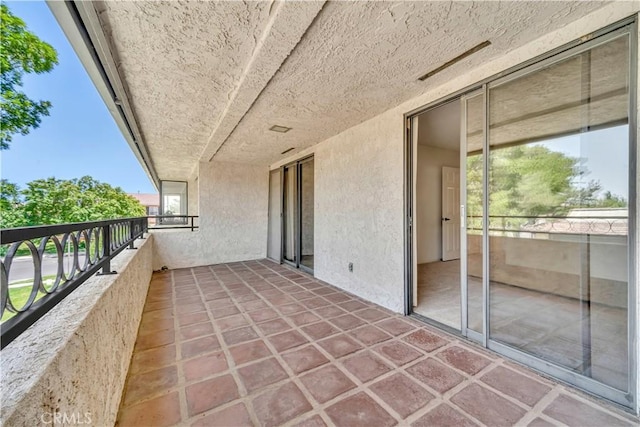204 Hawk Ln, Palmdale, CA 93551 - view of balcony