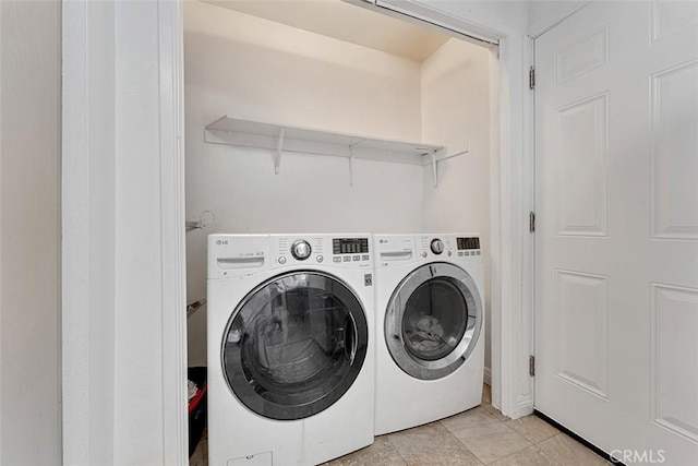 1553 Dennis Pl, West Covina, CA 91790 - washroom featuring independent washer and dryer
