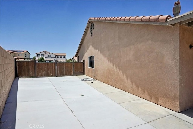12671 Shorewood Ln, Victorville, CA 92392 - view of patio / terrace