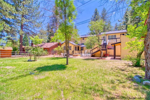 960 Snowbird Rd, Wrightwood, CA 92397 - view of yard with a patio
