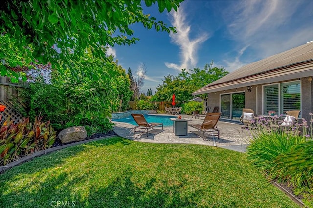 3486 Cascade Creek Ave, Merced, CA 95340 - fenced backyard featuring a patio area