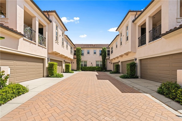 83 City Stroll, Irvine, CA 92620 - view of decorative road
