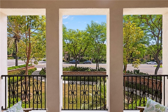 83 City Stroll, Irvine, CA 92620 - view of porch