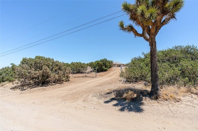 8181 Daisy Rd, Oak Hills, CA 92344 - photo 38