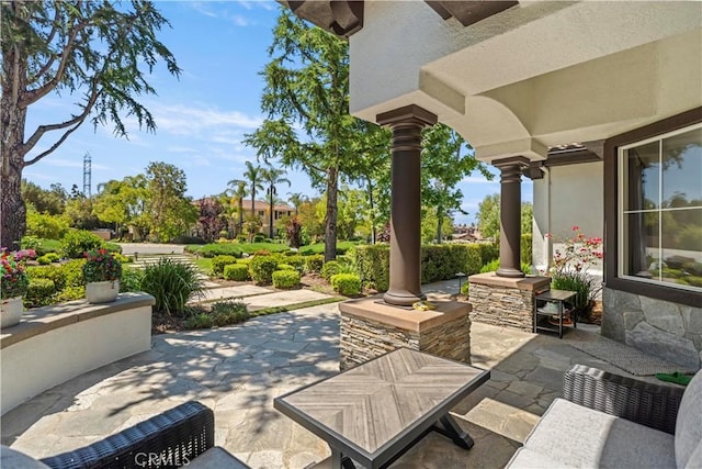 949 Moody Pl, Claremont, CA 91711 - view of patio / terrace