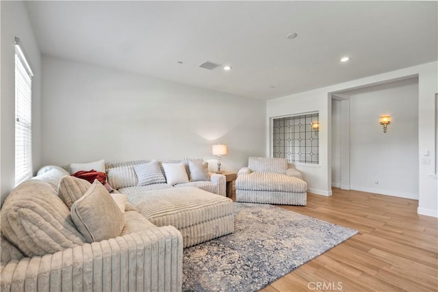 949 Moody Pl, Claremont, CA 91711 - living room featuring wood finished floors and recessed lighting