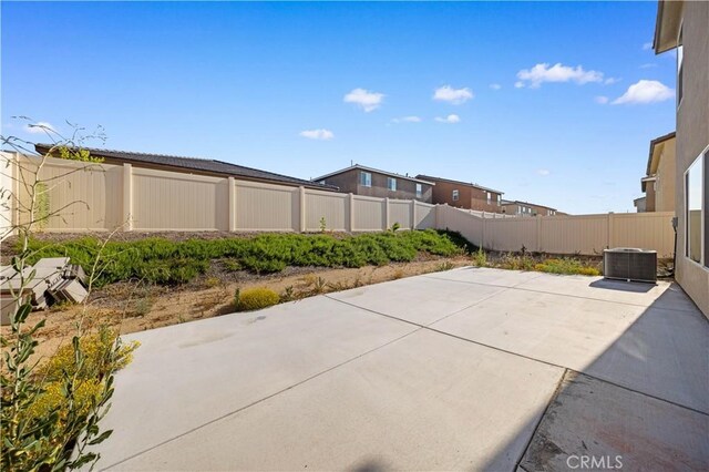 20225 Breeze Blooms Dr, Riverside, CA 92507 - fenced backyard with a patio area