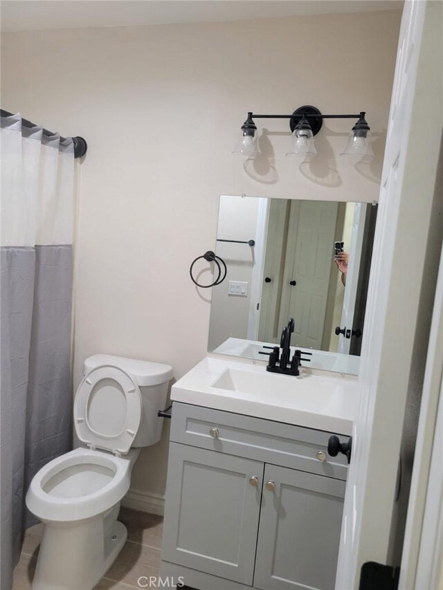 955 Mill Iron Way, San Jacinto, CA 92583 - bathroom featuring vanity, tile patterned floors, and a shower with shower curtain