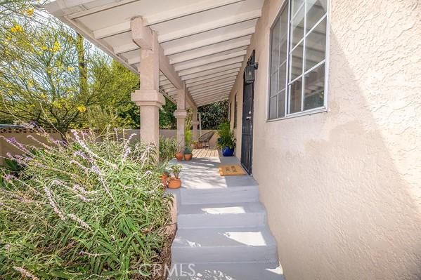 1186 Buelah Ave, City Terrace, CA 90063 - view of patio / terrace