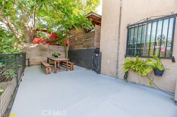 1186 Buelah Ave, City Terrace, CA 90063 - view of patio / terrace with outdoor dining space
