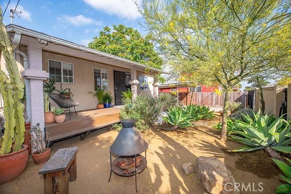 1186 Buelah Ave, City Terrace, CA 90063 - view of patio / terrace with a deck