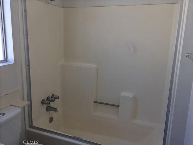 1509 W 146th St Unit 5, Gardena, CA 90247 - bathroom featuring bathtub / shower combination and toilet