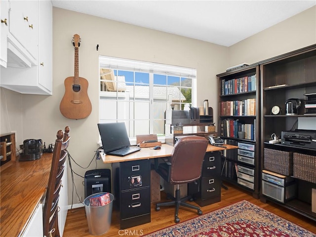 13815 Lexicon Ave, Sylmar, CA 91342 - office space featuring wood finished floors