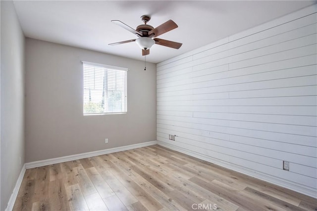 45118 Riverstone Ct, Temecula, CA 92592 - spare room with light wood-style floors and a ceiling fan