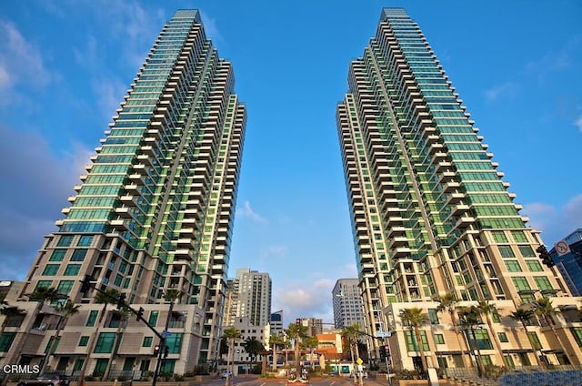 1205 Pacific Hwy Unit 1005, San Diego, CA 92101 - view of building exterior featuring a view of city