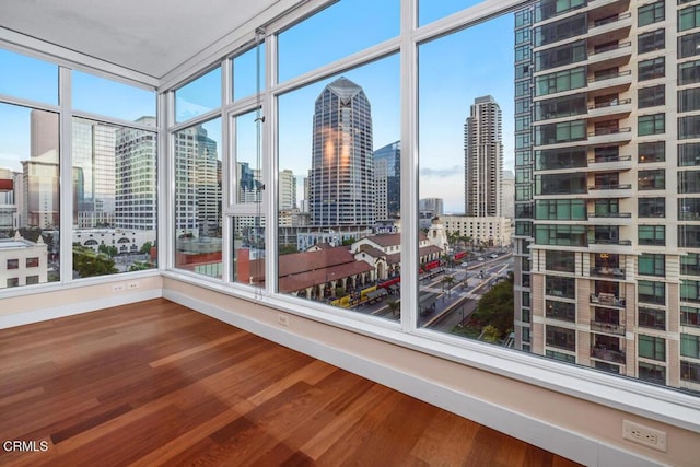 1205 Pacific Hwy Unit 1005, San Diego, CA 92101 - sunroom with a view of skyline
