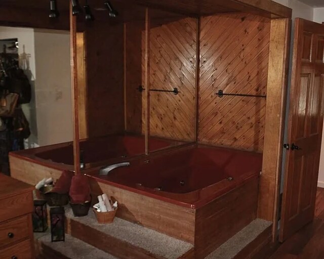 17539 Adobe St, Hesperia, CA 92345 - full bathroom with a jetted tub and wood finished floors
