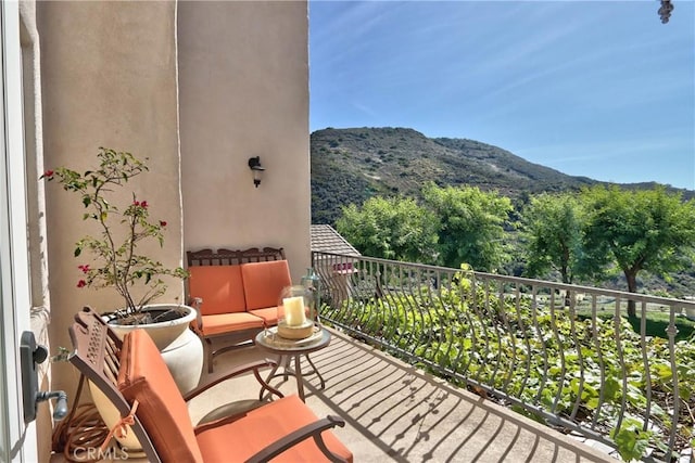 42768 El Calamar Rd, Temecula, CA 92590 - balcony with a mountain view