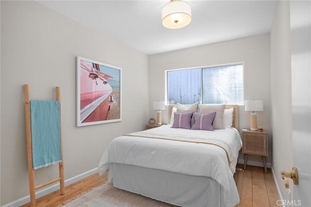 1715 Stanford Ave, Redondo Beach, CA 90278 - bedroom with wood finished floors and baseboards