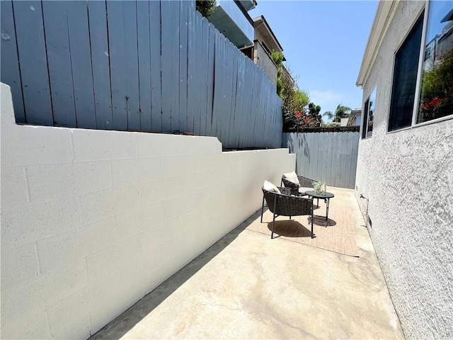 1715 Stanford Ave, Redondo Beach, CA 90278 - view of patio