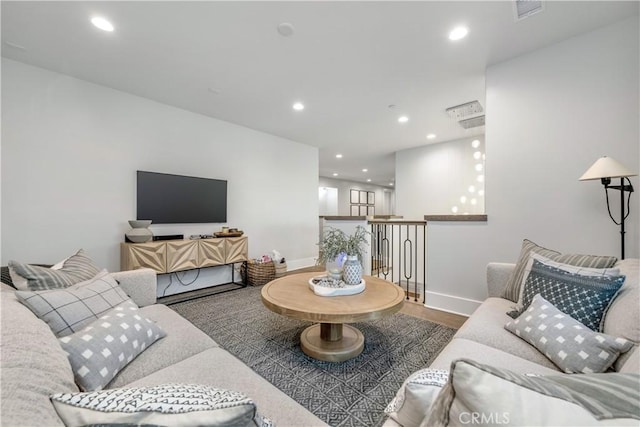 11385 Baskerville Rd, Rossmoor, CA 90720 - living area featuring recessed lighting and wood finished floors