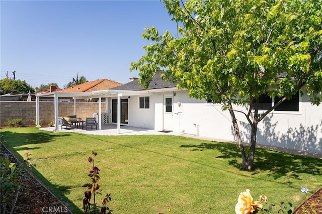 2406 S Pacific Ave, Santa Ana, CA 92704 - back of house with stucco siding and a patio