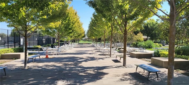 1573 Maple Valley St, Manteca, CA 95336 - view of property's community