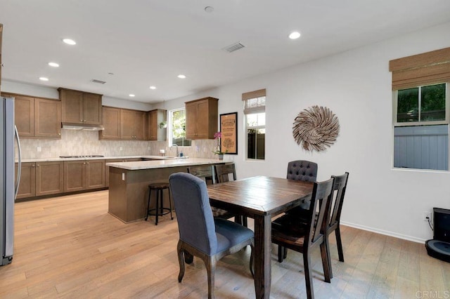 140 Unity Ln, San Marcos, CA 92078 - dining space featuring light wood-type flooring and recessed lighting