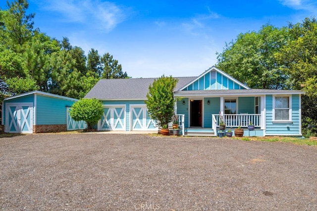 2645 Apple Ln, Julian, CA 92036 - view of front of house featuring a porch, a shingled roof, and gravel driveway