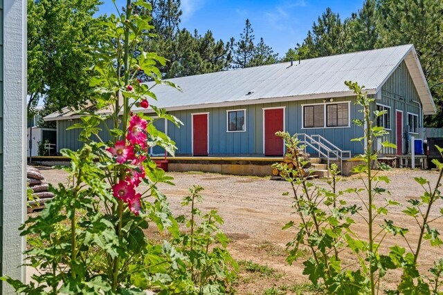 2645 Apple Ln, Julian, CA 92036 - single story home with a metal roof and board and batten siding