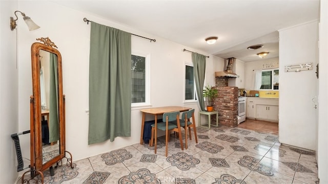 7117 Shadygrove St, Tujunga, CA 91042 - dining space with light tile patterned flooring