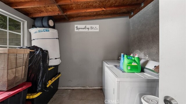 7117 Shadygrove St, Tujunga, CA 91042 - laundry room with washer and dryer and wood ceiling