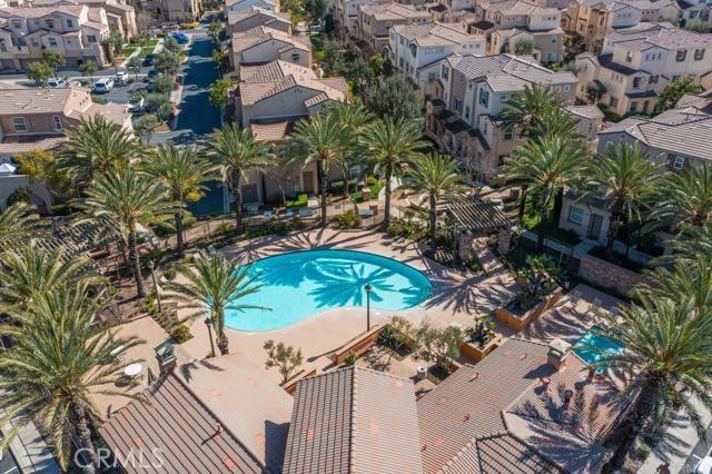31054 Strawberry Tree Ln Unit 5, Temecula, CA 92592 - community pool featuring a residential view