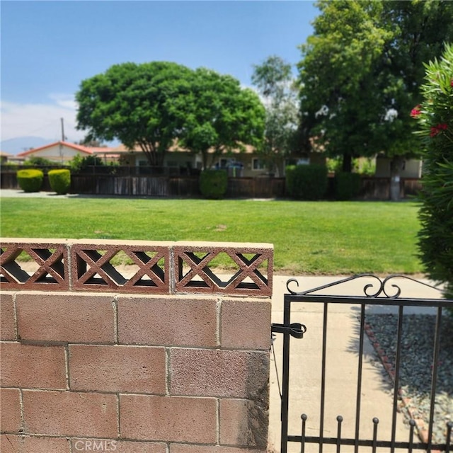 560 Palmer Dr, Hemet, CA 92543 - photo 18