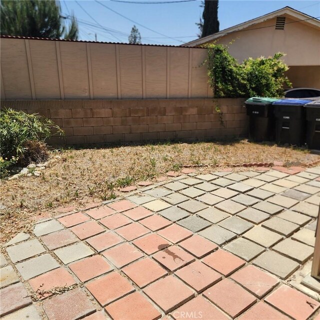 560 Palmer Dr, Hemet, CA 92543 - photo 14