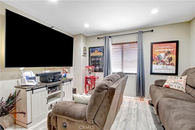 11543 Sky Pointe Dr, Desert Hot Springs, CA 92240 - living area featuring light wood finished floors and recessed lighting