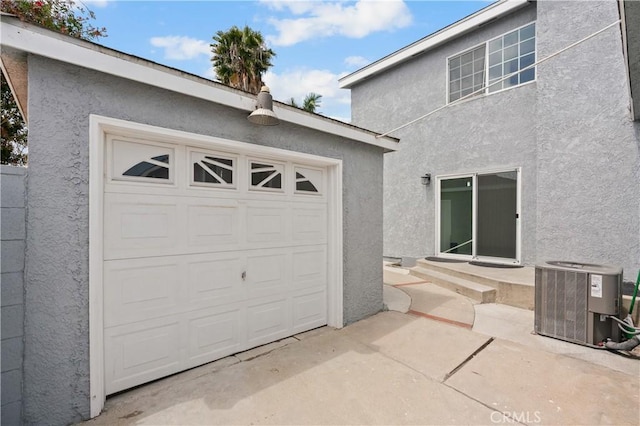 1381 W Summerland Ave, San Pedro, CA 90732 - view of garage