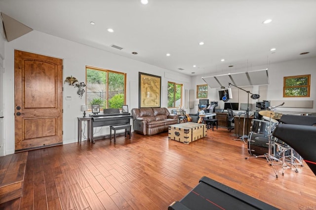 4149 Manchester Ave, Encinitas, CA 92024 - living room with recessed lighting and wood finished floors
