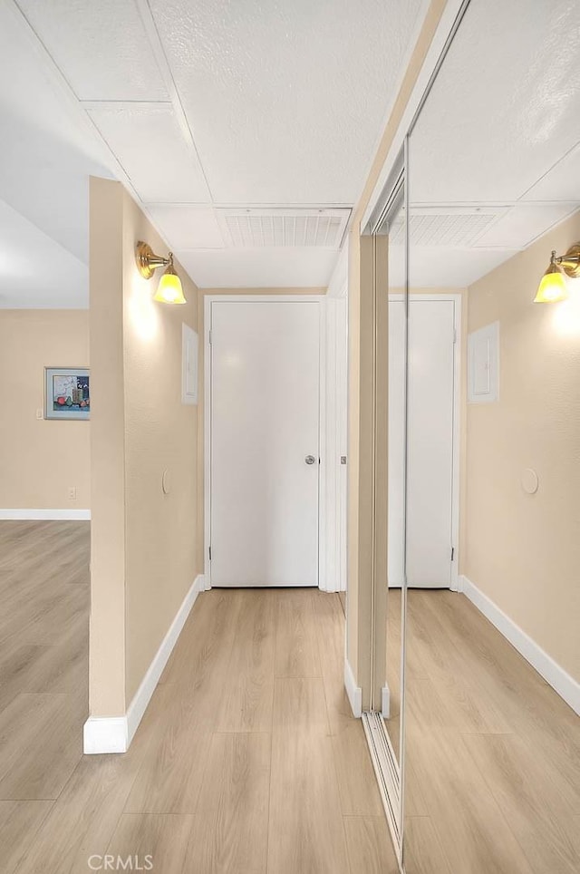 64 N Mar Vista Ave Unit 231, Pasadena, CA 91106 - hallway featuring light wood-style flooring and baseboards