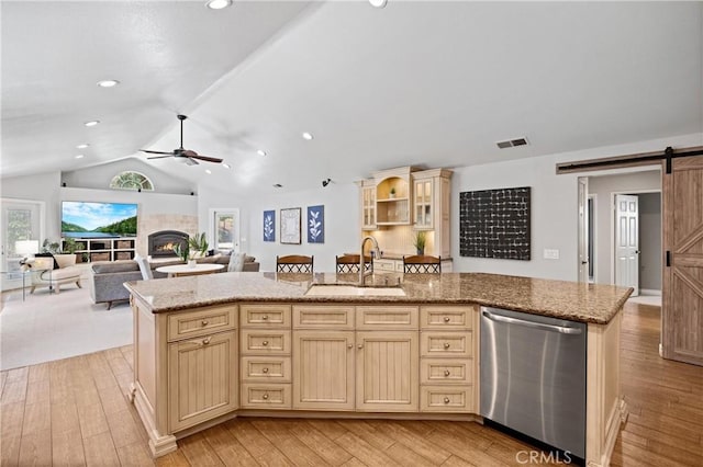 21046 Winchester Dr, Rancho Santa Margarita, CA 92679 - photo 12