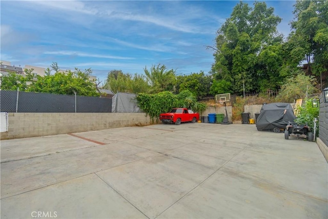 3219 E 6th St, Los Angeles, CA 90023 - fenced backyard with a patio area