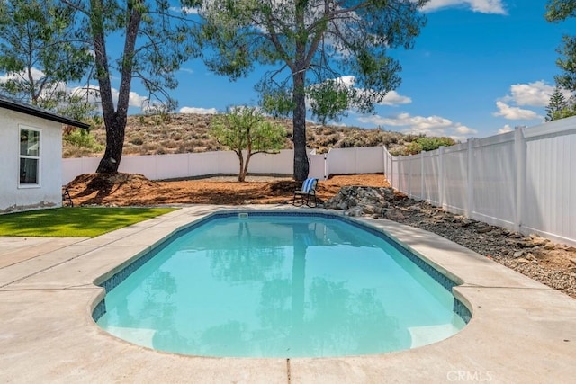 27111 Crews Hill Dr, Menifee, CA 92586 - view of pool featuring a fenced backyard
