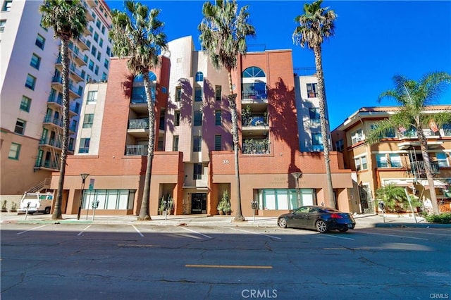 35 Linden Ave Unit 504, Long Beach, CA 90802 - view of apartment building / complex