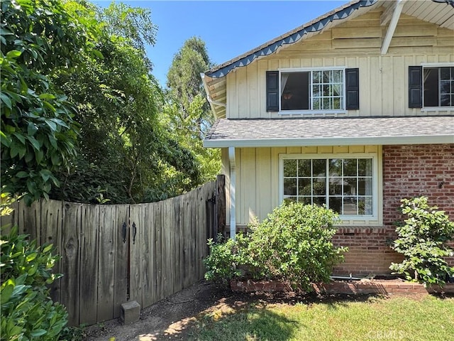 2817 San Verbena Way, Chico, CA 95973 - view of home's exterior with brick siding