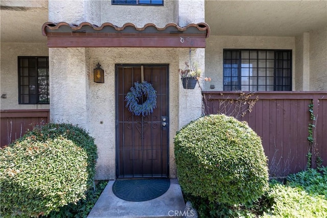 854 N Harbor Blvd, La Habra, CA 90631 - doorway to property with stucco siding