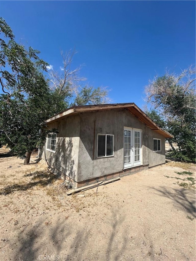 35862 Rabbit Spring Rd, Lucerne Valley, CA 92356 - view of side of home featuring french doors