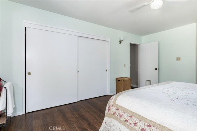 4725 Arena Ave, Atascadero, CA 93422 - bedroom with wood finished floors, a closet, and a ceiling fan