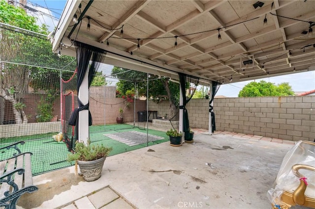14343 Marilla Ave, Norwalk, CA 90650 - fenced backyard with a patio area